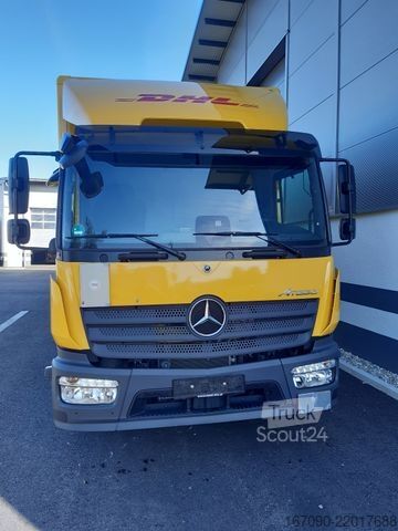 Skriňové nákladné vozidlo MERCEDES-BENZ Atego 1224L Koffer + LBW AHK Euro 6E