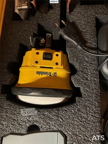 Mașină de construcții Trimble GPS m/ radio.