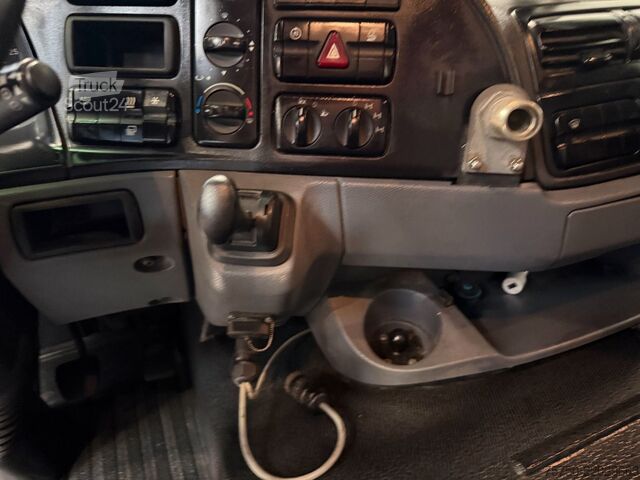 Muu MERCEDES-BENZ Actros 2036 4x4 Hiab Kran- Funk- Kipper- Klima-