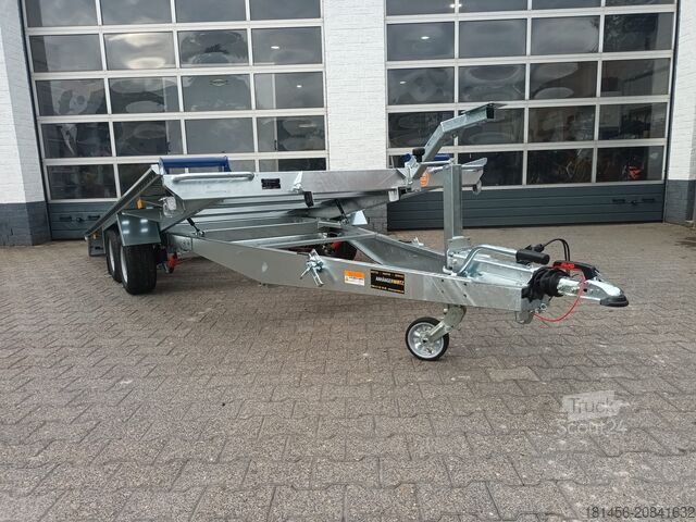 Car carrier trailer Saris AT 401 2700kg 100km ankippbar sofort