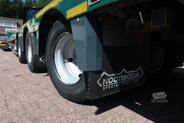 Dieplader Nooteboom Semidieplader + Hydraulisch Rampen