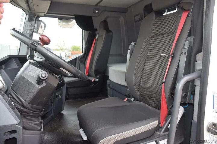 Standard-SZM Renault T460