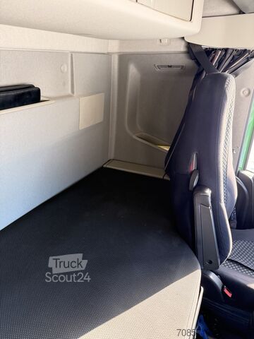 Holztransporter LKW Volvo FH 500