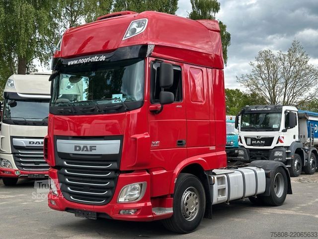 Standard dragbil DAF XF 460 FT SSC 2 Tanks Retarder Standklima ACC LD