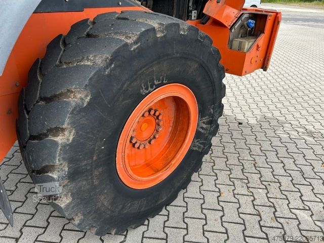 Hjullaster HITACHI ZW 180-6 / Hochkippschaufel / Waage