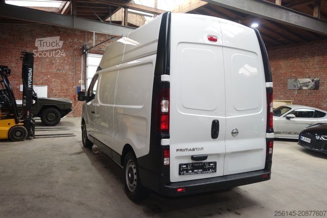 Minibús NISSAN Primastar Kastenwagen L2 H2 3,0t Tüv Service Neu