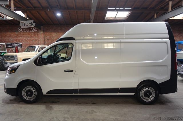 Minibús NISSAN Primastar Kastenwagen L2 H2 3,0t Tüv Service Neu