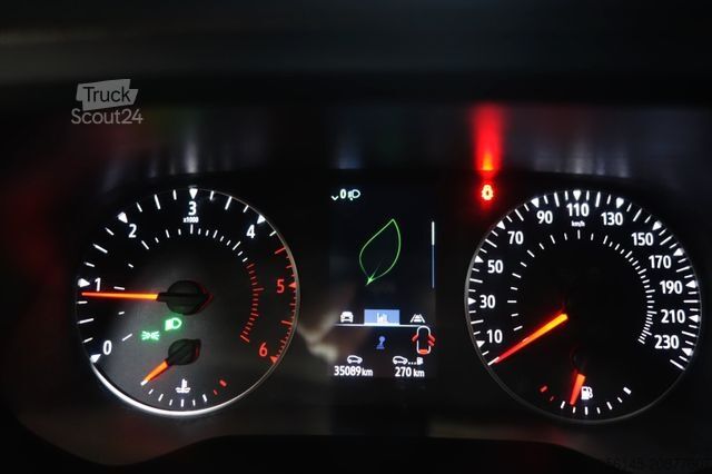 Minibús NISSAN Primastar Kastenwagen L2 H2 3,0t Tüv Service Neu