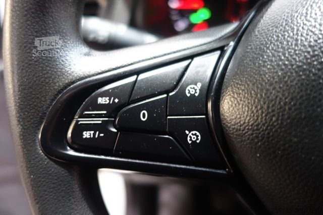 Minibús NISSAN Primastar Kastenwagen L2 H2 3,0t Tüv Service Neu