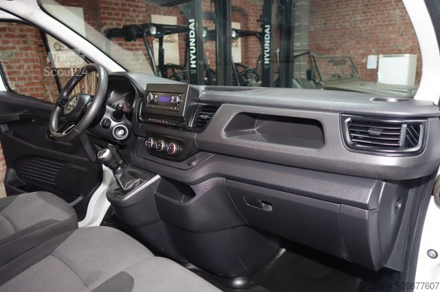 Minibús NISSAN Primastar Kastenwagen L2 H2 3,0t Tüv Service Neu