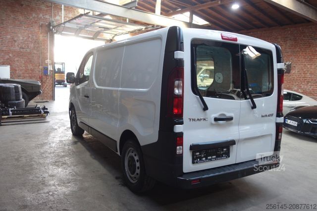 Minibús RENAULT Trafic Kasten L1H1 Tüv Neu 1Hand Klima Tempomat