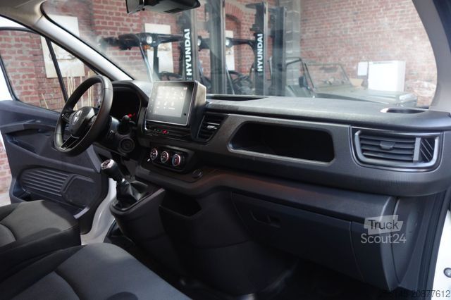 Minibús RENAULT Trafic Kasten L1H1 Tüv Neu 1Hand Klima Tempomat