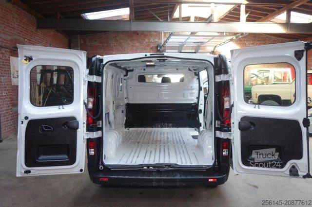 Minibús RENAULT Trafic Kasten L1H1 Tüv Neu 1Hand Klima Tempomat