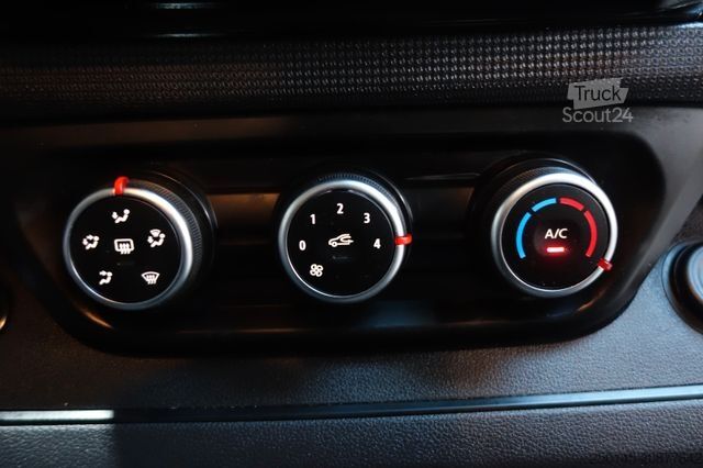 Furgoneta RENAULT Trafic Kasten L1H1 Tüv Neu 1Hand Klima Tempomat