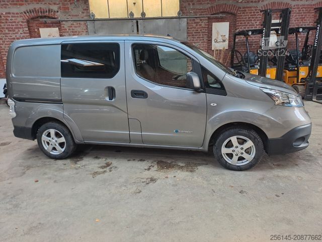 Minibús NISSAN e-NV200 TüvNeu Sitzh. Kamera AHK Klima 40kWh