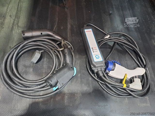 Minibús NISSAN e-NV200 TüvNeu Sitzh. Kamera AHK Klima 40kWh