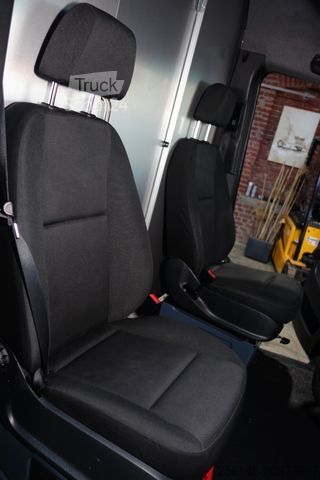 Minibuss MERCEDES-BENZ eSprinter Kasten 314 L2 terie Klima