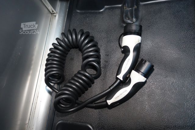 Minibuss MERCEDES-BENZ eSprinter Kasten 314 L2 terie Klima