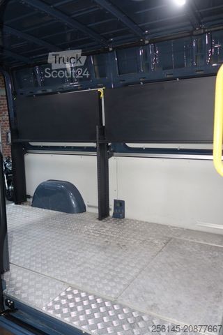 Minibuss MERCEDES-BENZ eSprinter Kasten 314 L2 terie Klima