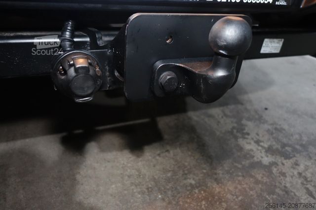 Pick-up NISSAN Navara NP300 Acenta King Cab 4x4 TüvServiceNeu