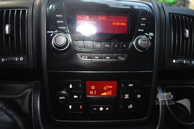 Pick-up van FIAT Ducato Pritsche Doppelk. L4 Tüv Serice Neu