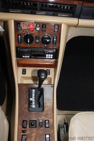 Fourgon MERCEDES-BENZ SEL 500 W126 Schiebdach Leder Langversion TüvNeu