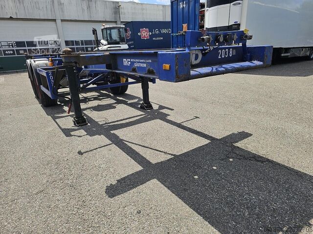 Transport de conteneurs MKF METALLBAU CS 20 -20 FOOT- CONTAINER CHASSIS -HEAVY DUTY- ...