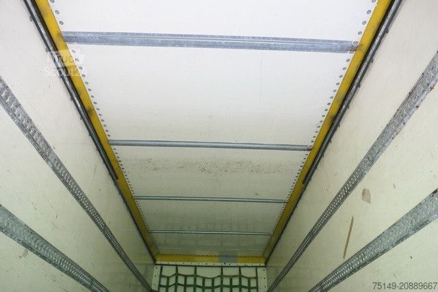 Autocamion cu caroserie interschimbabilă  Lübtheen WKO 715, BDF, Isoliert, Rolltor