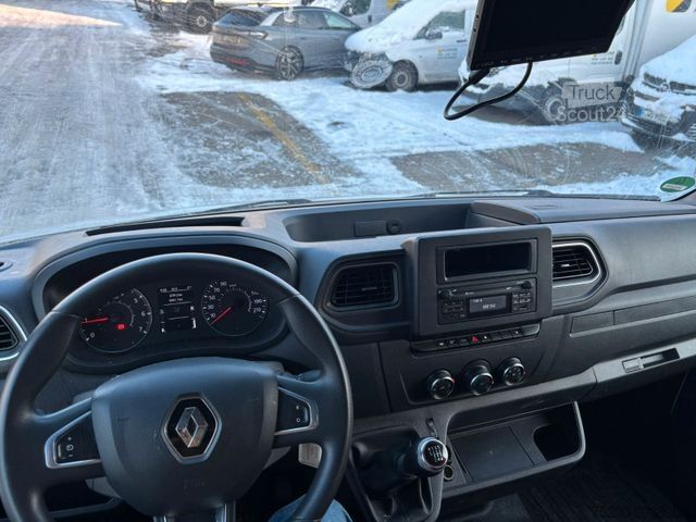 Furgon skrzyniowy RENAULT Master