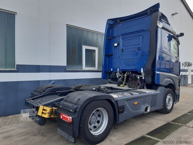 Standardowy ciągnik siodłowy MERCEDES-BENZ Actros 1845LS MP5 Stream Euro6E Öl-Retarder