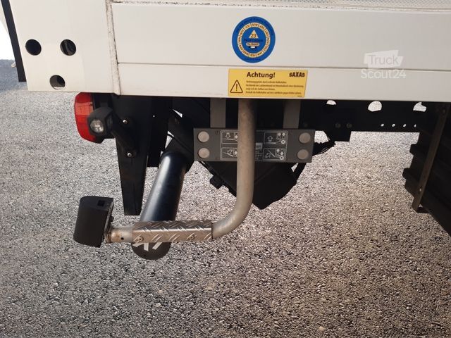 Sandučar MERCEDES-BENZ Atego 818L Koffer 7,20m LBW Euro6D