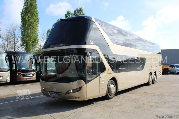 Dviejų aukštų Neoplan Skyliner L