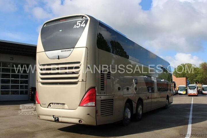 Double decker Neoplan Skyliner L / P06 / 14.0m / Full Option