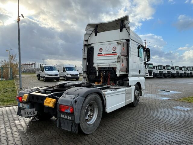 Standard tractor unit MAN TGX18.460 T25-102