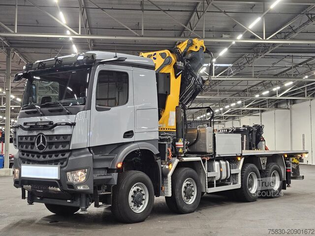 Vrachtwagen met kraan Mercedes-Benz AROCS 3253 8x8 / 65 t/m CRANE + JIB + WINCH / K...