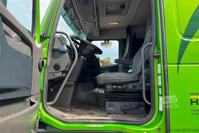 Nákladné vozidlo na špeciálne účely VOLVO FH-540 6x2 LIV L160Z