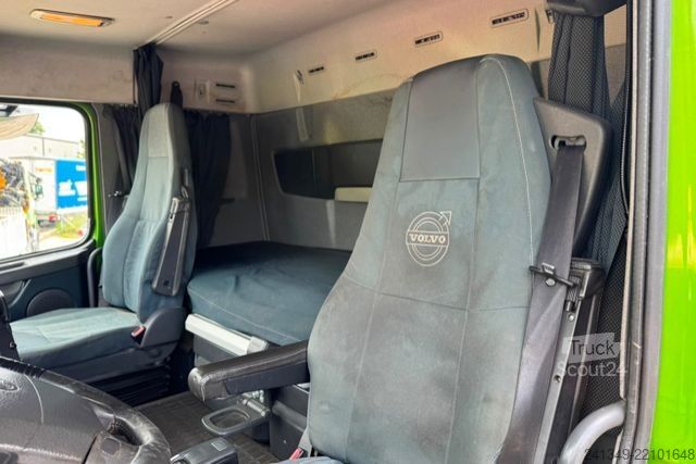 Nákladné vozidlo na špeciálne účely VOLVO FH-540 6x2 LIV L160Z