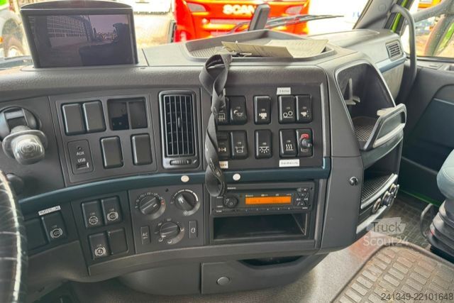 Nákladné vozidlo na špeciálne účely VOLVO FH-540 6x2 LIV L160Z