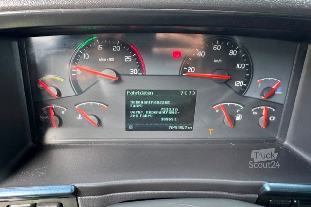 Nákladné vozidlo na špeciálne účely VOLVO FH-540 6x2 LIV L160Z