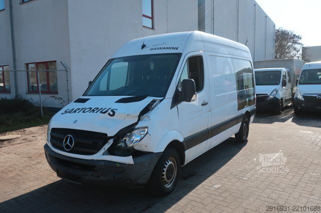 Højt tag varevogn MERCEDES-BENZ Sprinter II Kasten 210 CDI / Nr. 174