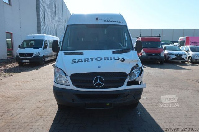 Højt tag varevogn MERCEDES-BENZ Sprinter II Kasten 210 CDI / Nr. 174