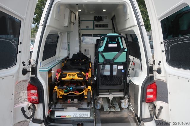 Brandweerwagen VOLKSWAGEN T6 KTW Hochdach lang 1.Hand SHZ / PDC :A93