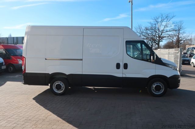 Korotettu pakettiauto IVECO Daily Kasten 35 S 11 V Radstand 3520 L Nr. 103