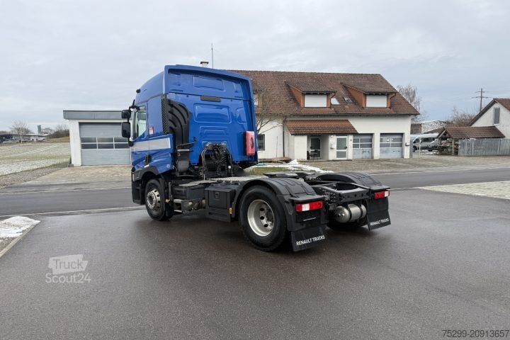 Standardni vlačilec Renault T430 4x2 / Swiss-Vehicle