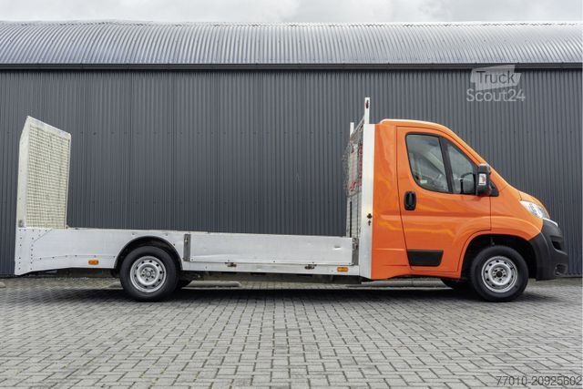 Furgão transportador de automóveis FIAT Ducato Open laadbak met oprijplaat | 131PK | Eur