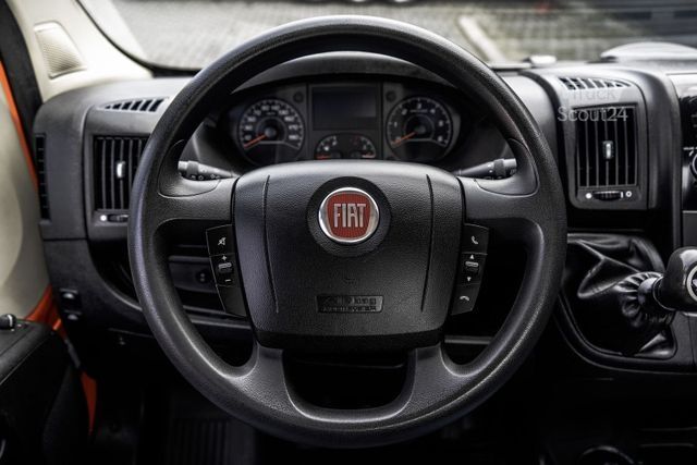 Furgão transportador de automóveis FIAT Ducato Open laadbak met oprijplaat | 131PK | Eur