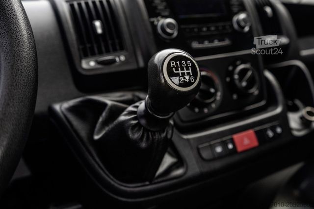 Furgão transportador de automóveis FIAT Ducato Open laadbak met oprijplaat | 131PK | Eur