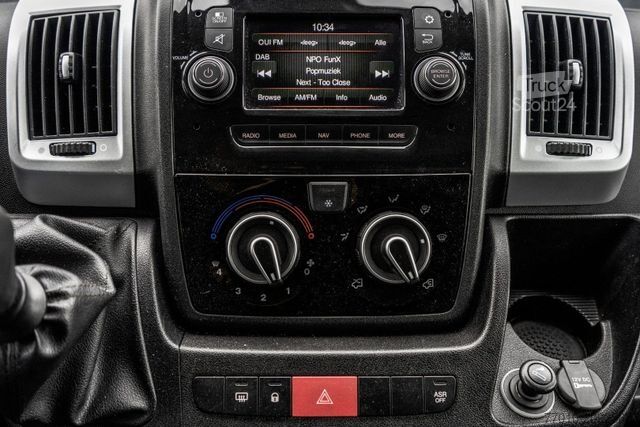 Furgão fechado FIAT Ducato **2.3 MultiJet | Bakwagen met Laadklep |