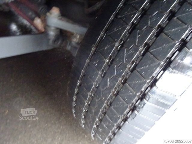 Camião de caixa fechada MERCEDES-BENZ 2533 Antos*7,3m Schwenkwand*LBW*Lift/Lenk*2x AHK