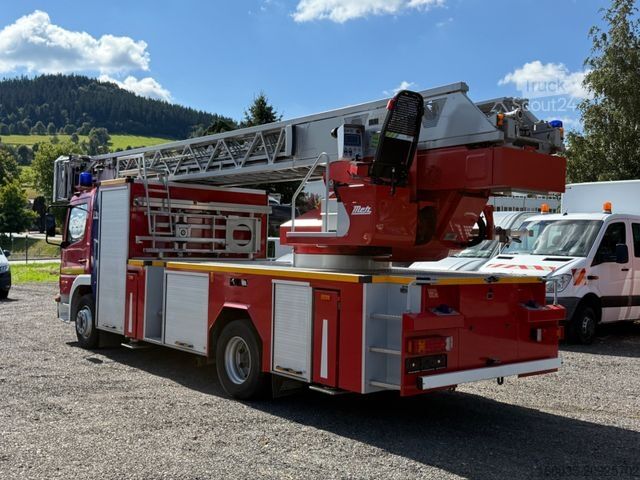 Specializētais kravas auto MERCEDES-BENZ Atego 1528 METZ DLK 23-12 L32 CAN Drehleiter